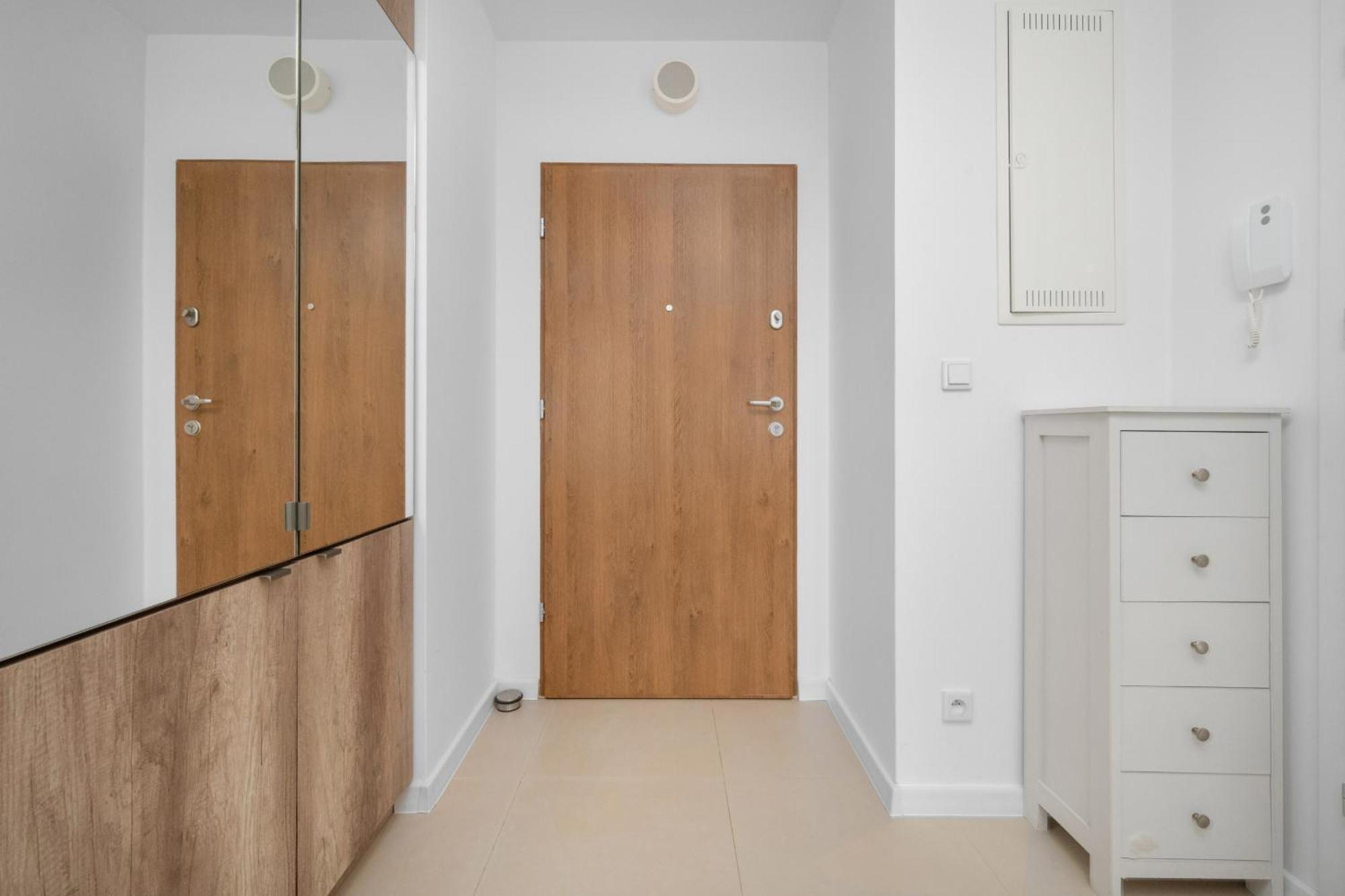 Klasyczny Apartament Z Balkonem We Wroclawiu By Noclegi Renters Esterno foto