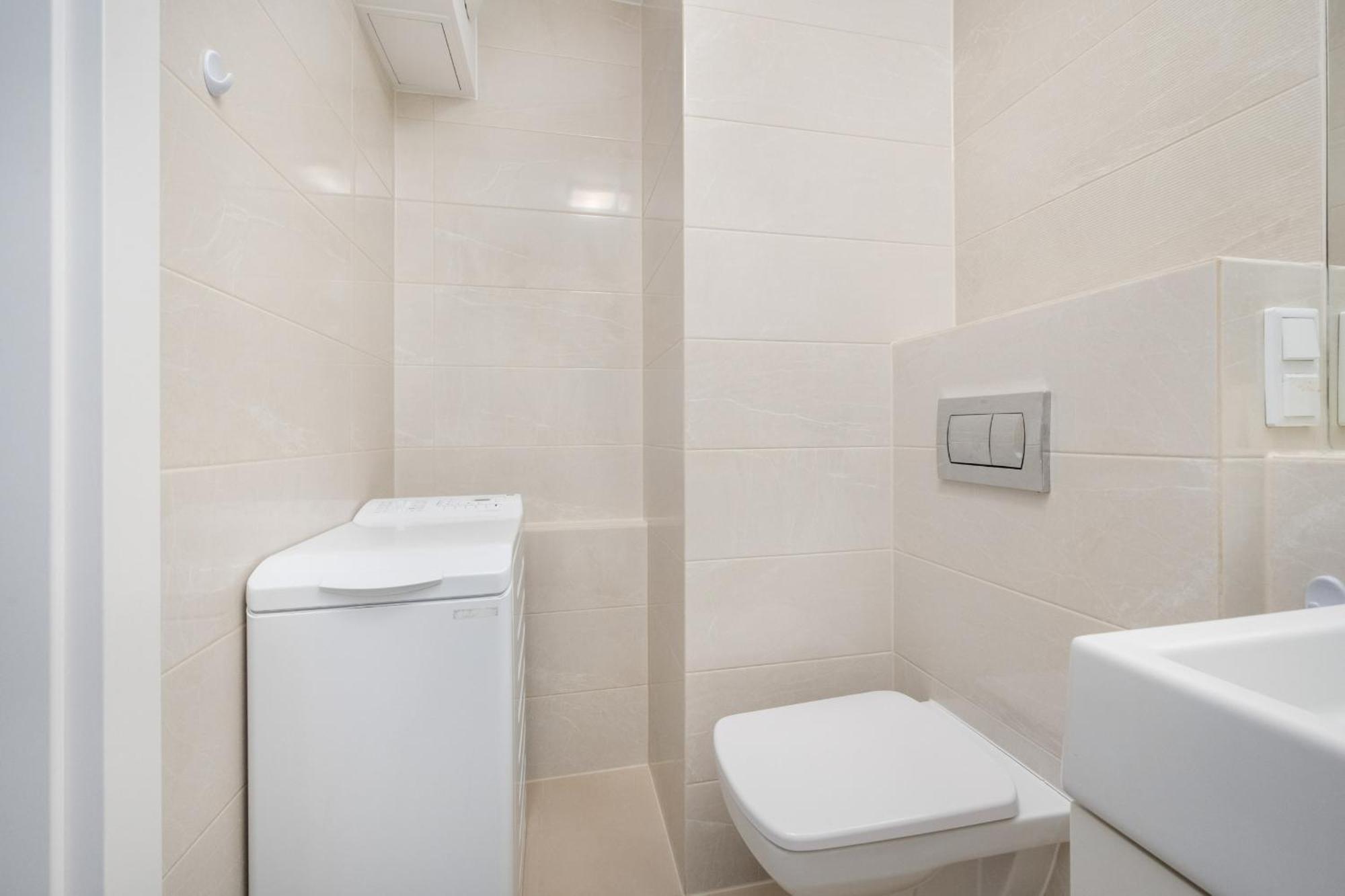 Klasyczny Apartament Z Balkonem We Wroclawiu By Noclegi Renters Esterno foto