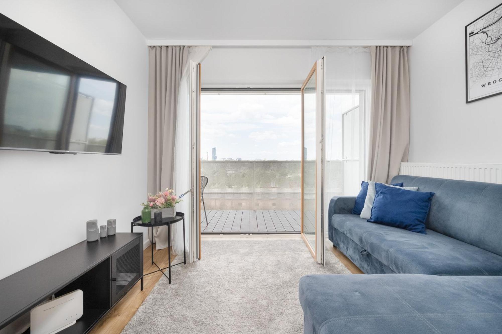 Klasyczny Apartament Z Balkonem We Wroclawiu By Noclegi Renters Esterno foto