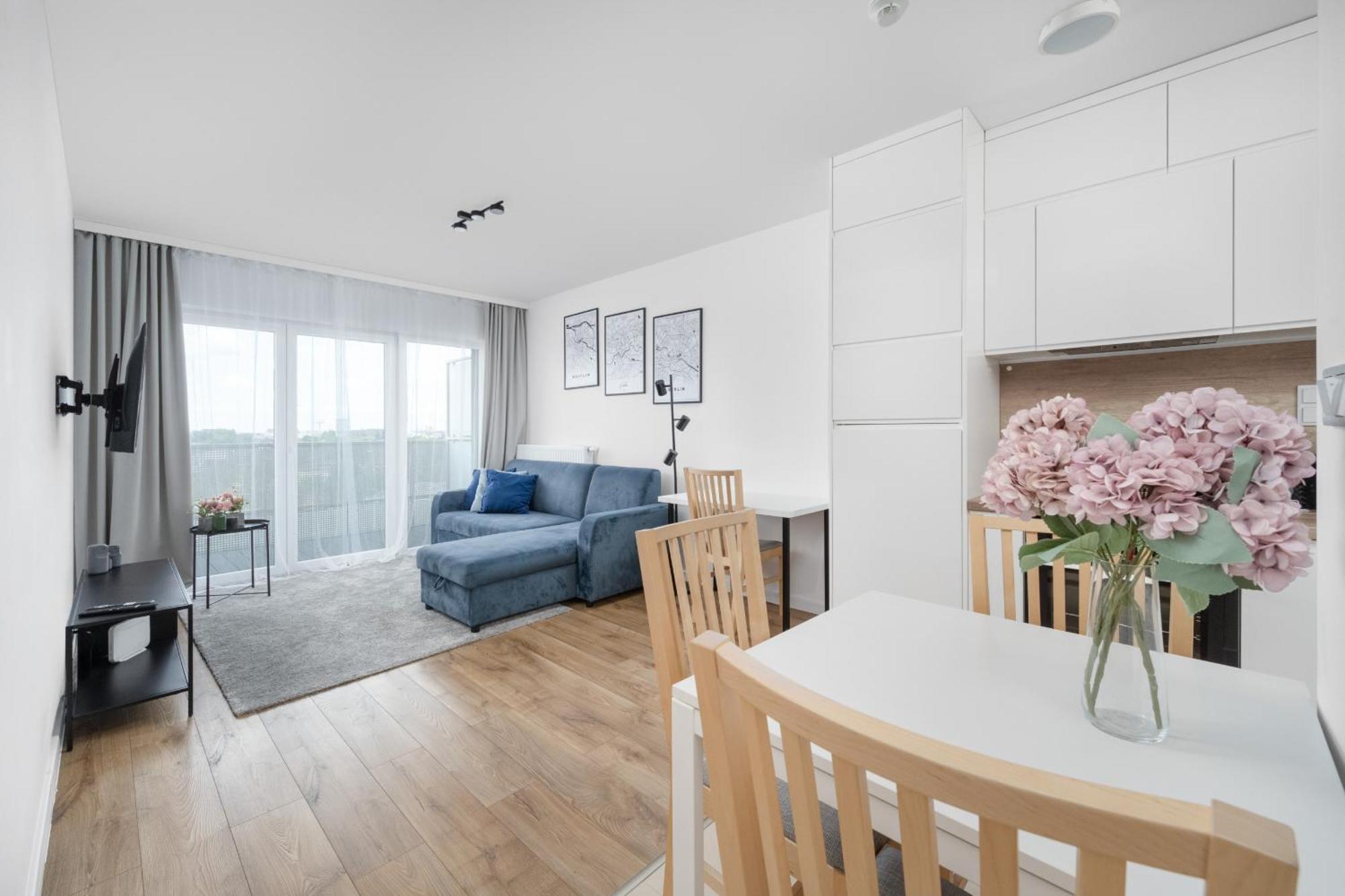 Klasyczny Apartament Z Balkonem We Wroclawiu By Noclegi Renters Esterno foto
