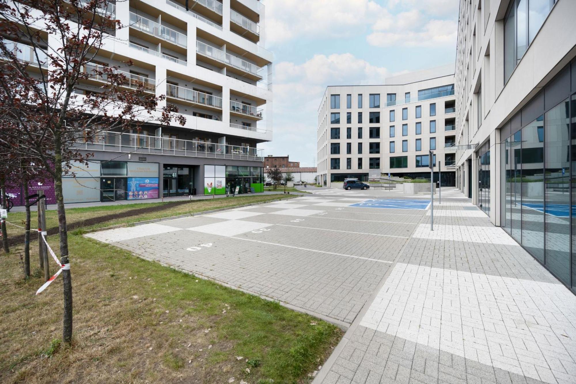 Klasyczny Apartament Z Balkonem We Wroclawiu By Noclegi Renters Esterno foto